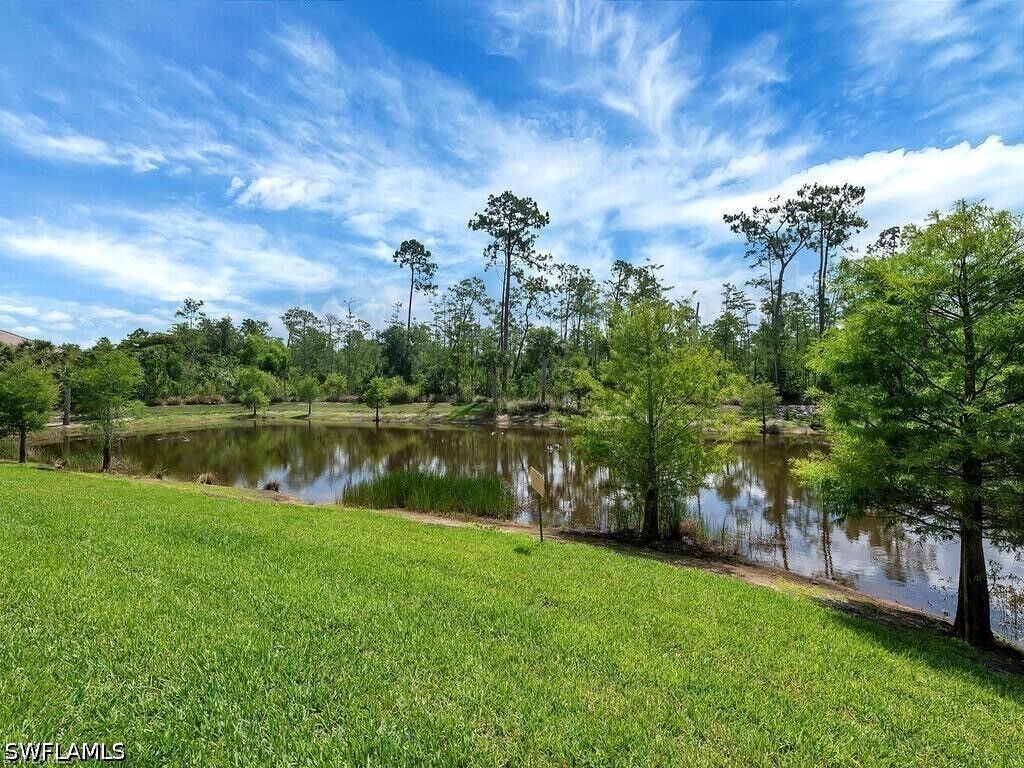 Property Photo: 13081 Pembroke Drive FL 34105