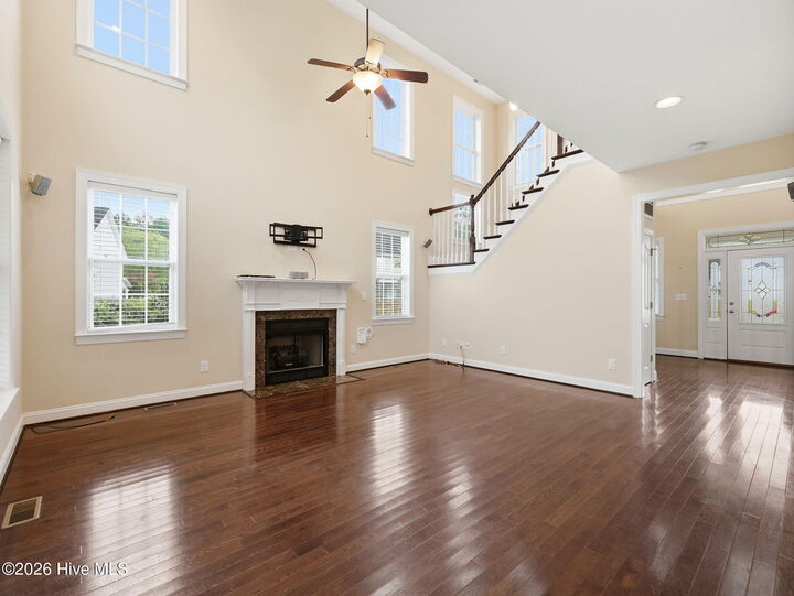 Property Photo:  102 Thornberry Place  NC 28540 