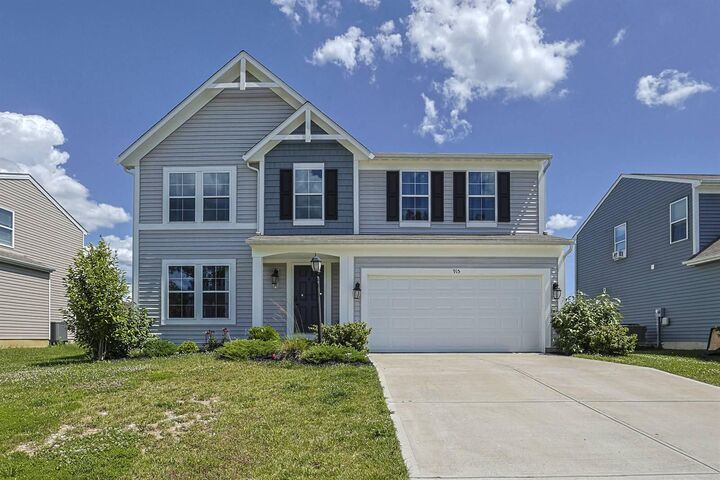 Property Photo: 915 Darlington Creek Drive KY 41001
