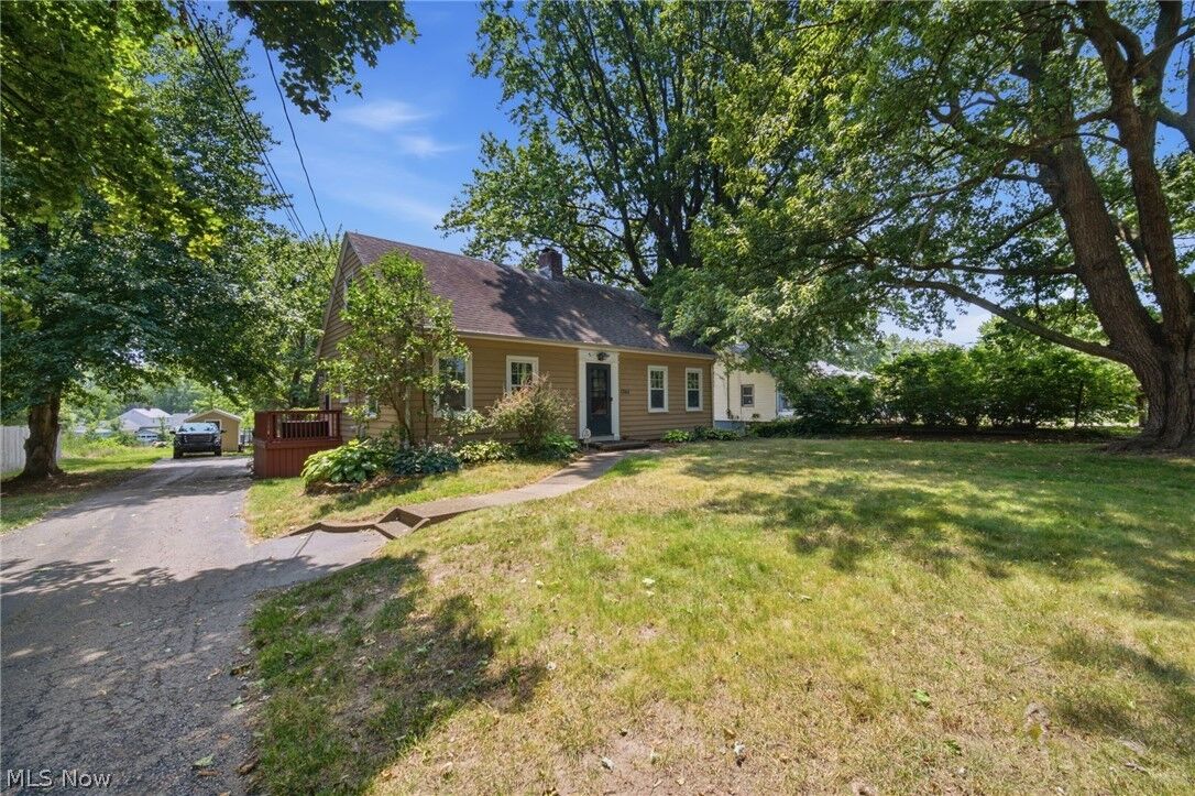 Property Photo:  1564 S Ridge Road W  OH 44004 