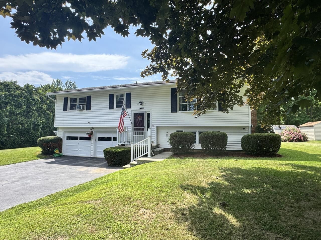 Property Photo:  410 Hullcrest Road  VT 05482 