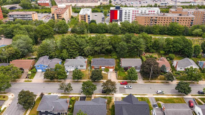 Property Photo: 2945 Parkdale Avenue, Halifax Ns NS B3L 3Z2