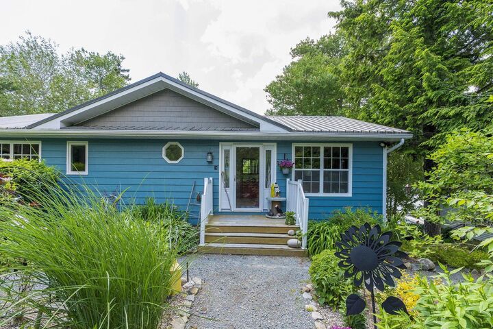 Property Photo: 414 Ponderosa Drive Drive NS B3E 1A2