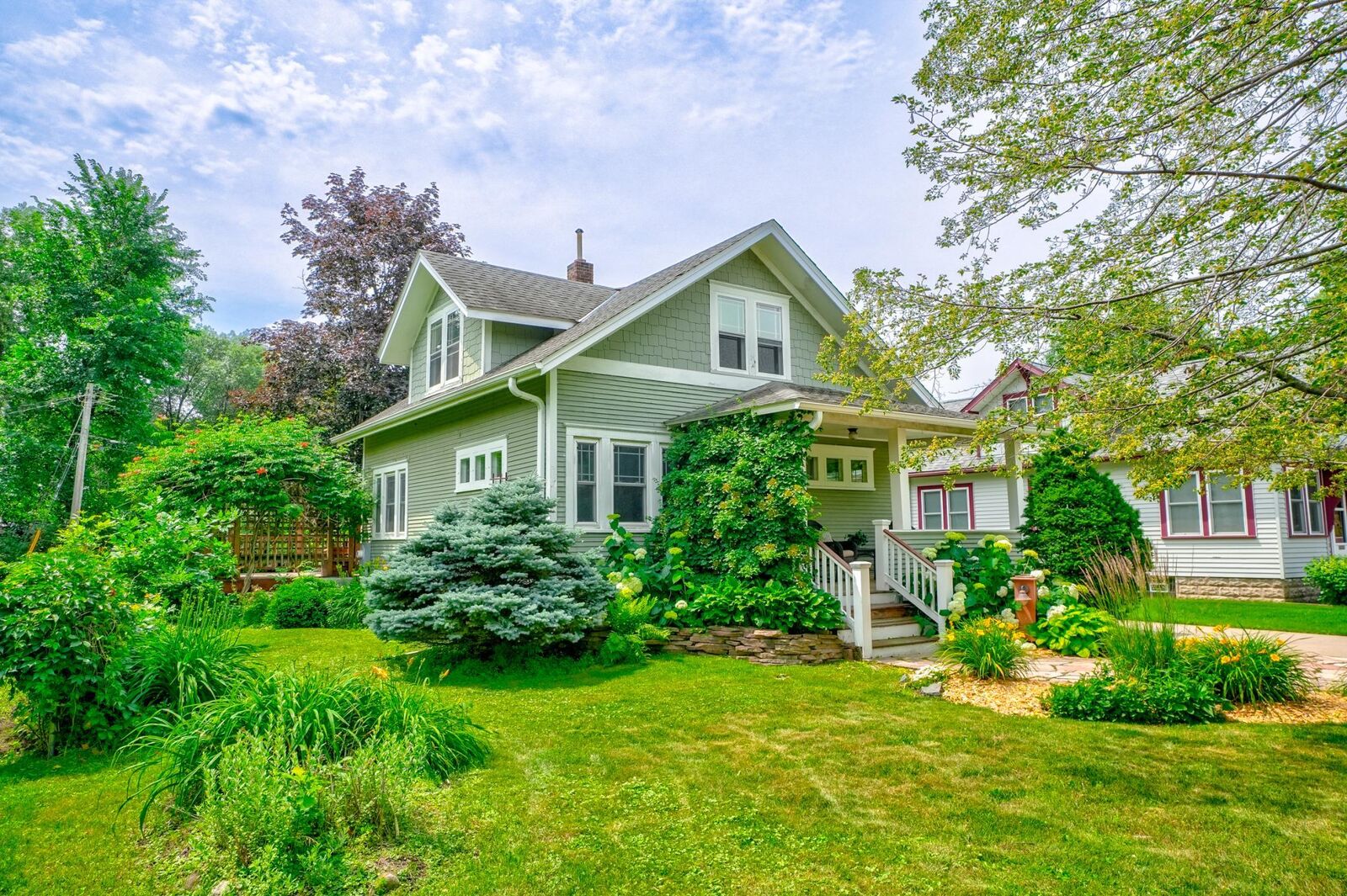 Property Photo: 1850 Birch Lake Avenue MN 55110