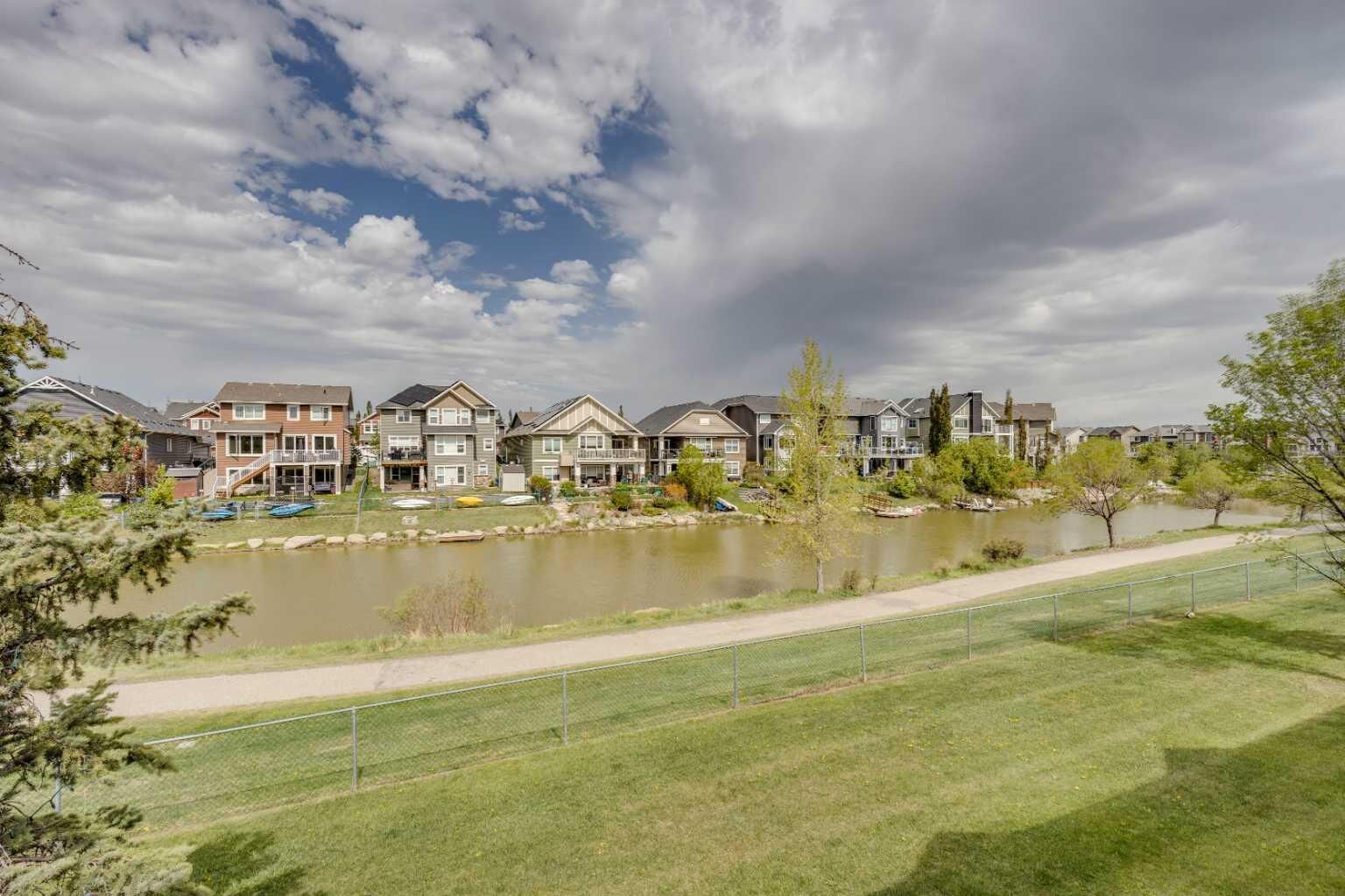 Property Photo: 212 Bayside Point SW AB T4B 2X6