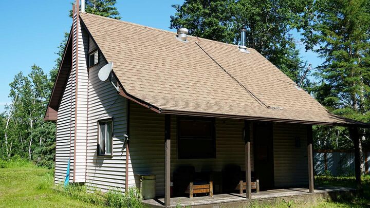 Property Photo:  203 Wenzel Drive  AB T0A 1M0 
