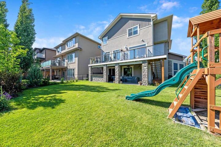 Property Photo: 148 Rainbow Falls Glen AB T1X 0S5