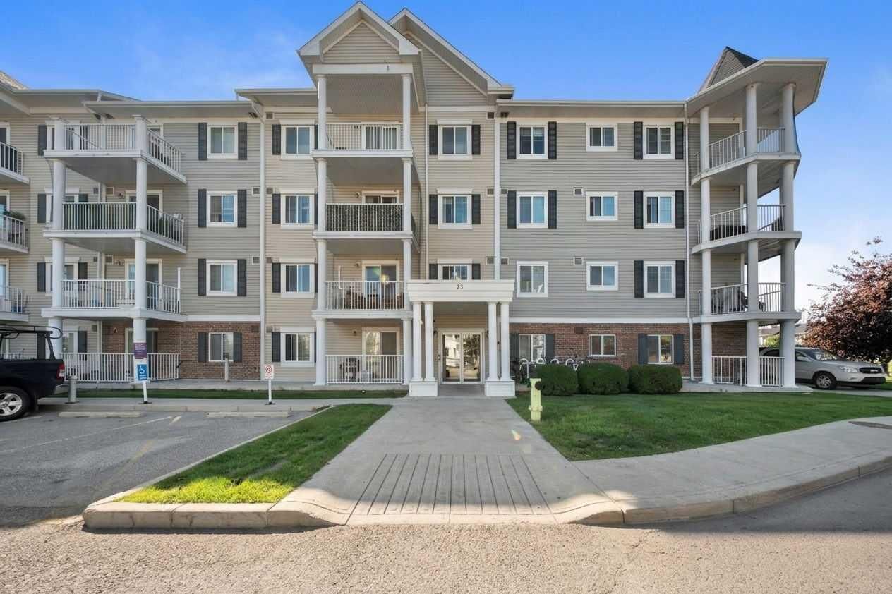 Property Photo: 10 Country Village Park 3206 AB T3K 0W5