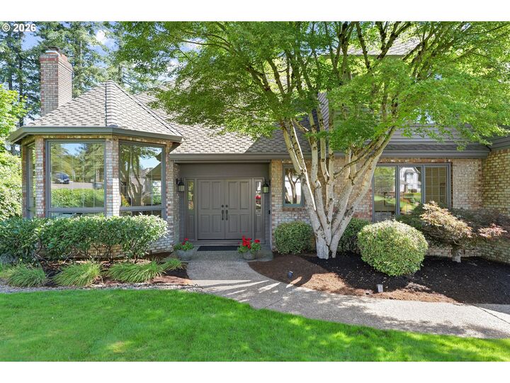Property Photo:  1607 Arran Ct  OR 97068 