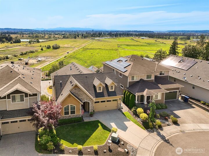 Property Photo: 1026 76th Avenue NE WA 98258