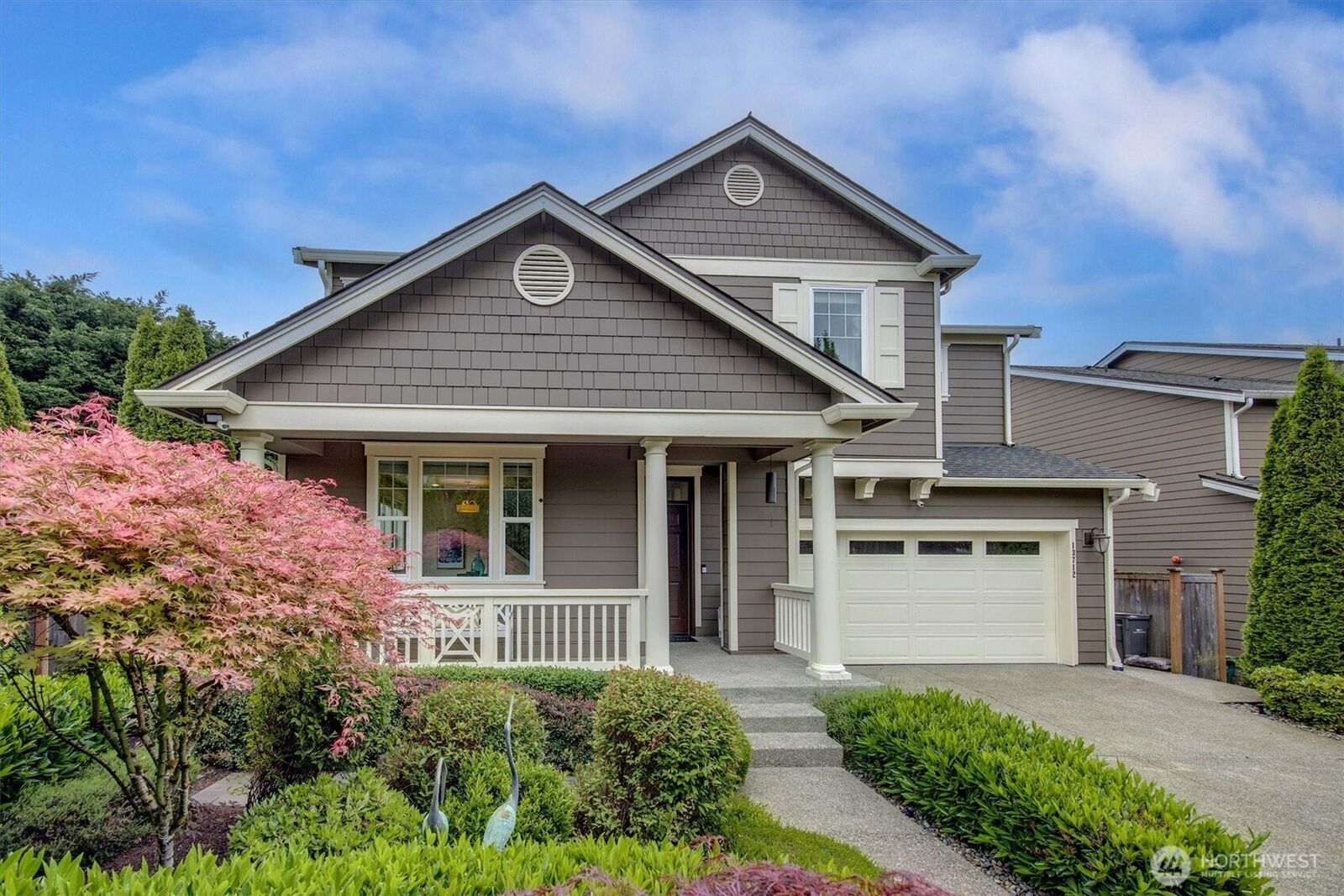 Property Photo: 13712 SE 89th Street WA 98059