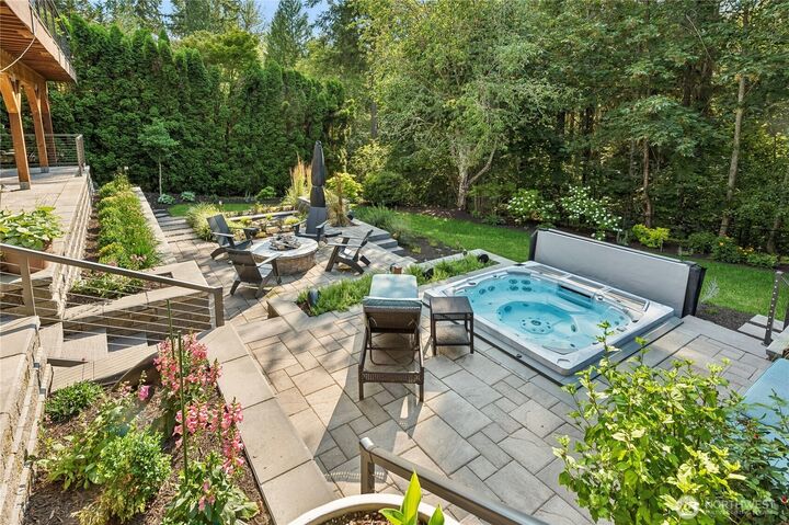 Property Photo: 4405 229th Place SE WA 98075