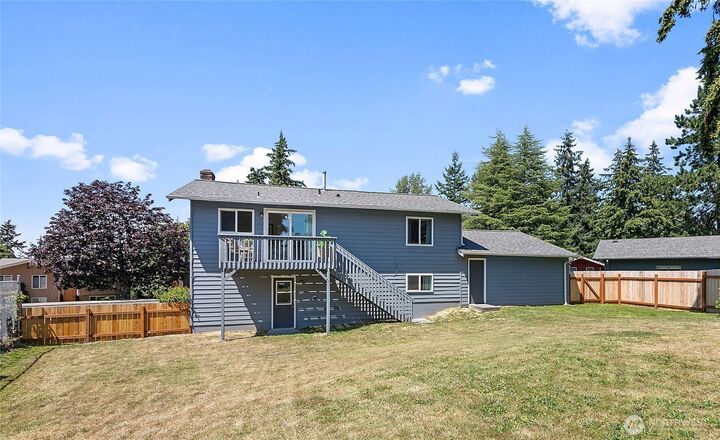 Property Photo: 2810 W Crestline Drive WA 98226