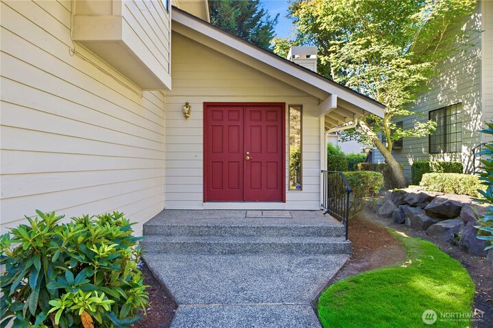 Property Photo:  16177 SE 33rd Circle  WA 98008 