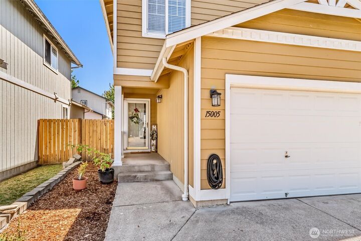 Property Photo:  15005  44th Drive NE 184  WA 98271 