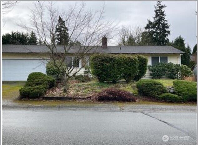 Property Photo:  13419 NE 70th Street  WA 98052 