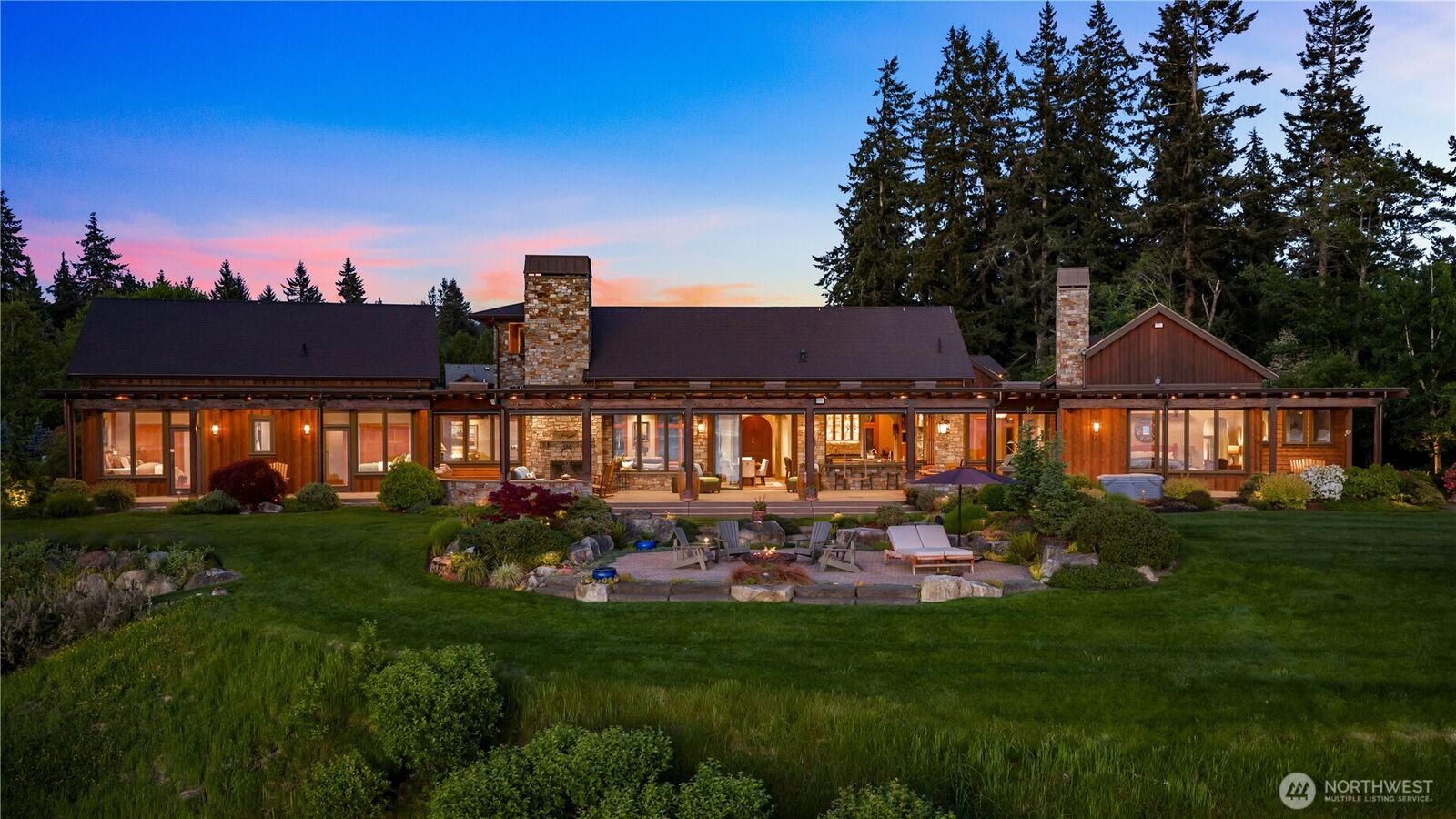 Property Photo:  165 NE Kinman Road  WA 98370 