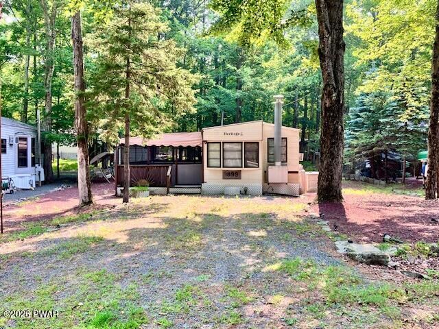 Property Photo: 125 Arrow Head Lane PA 18337