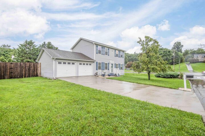 Property Photo:  1221 Durham Road  TN 37931 