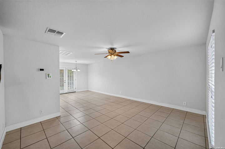 Property Photo:  7322 Oak Manor Dr 44  TX 78229 