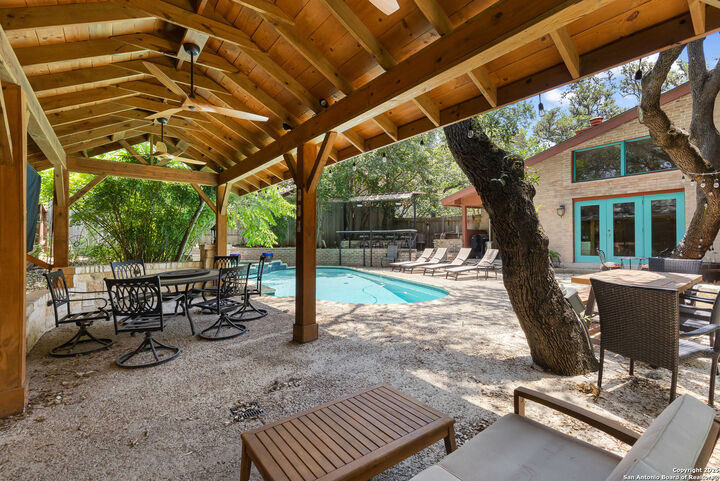 Property Photo:  3511 Hunters Cir  TX 78230 