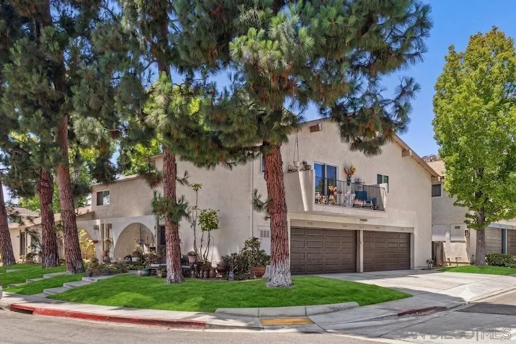 Property Photo:  7802 Camino Raposa  CA 92122 