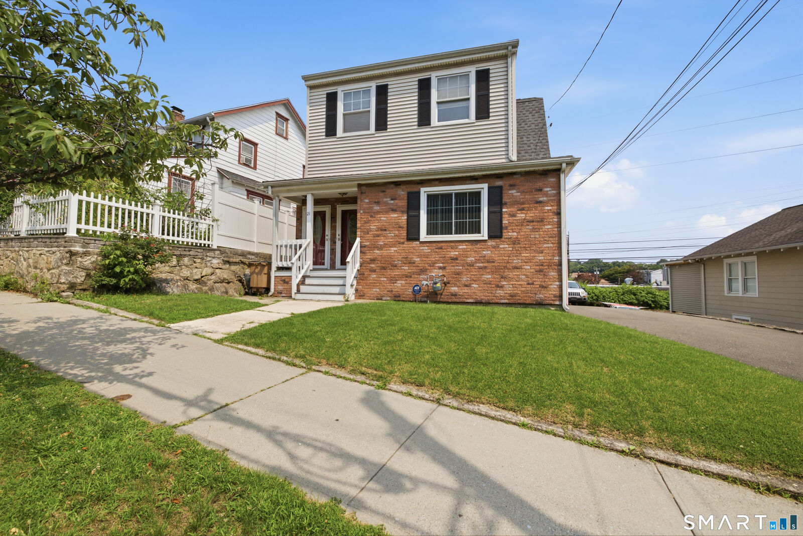 Property Photo:  21 Culloden Road  CT 06902 