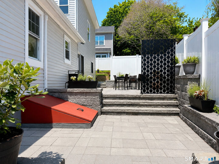 Property Photo:  198 Castle Avenue  CT 06825 