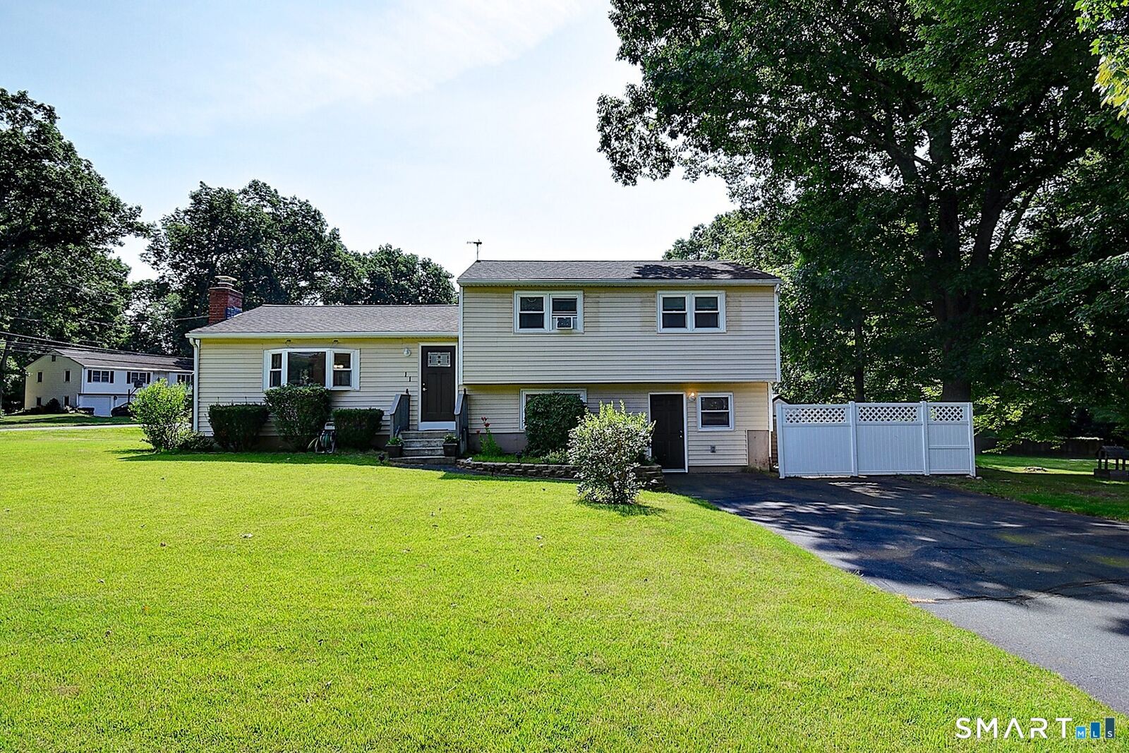Property Photo:  11 Autumn Drive  CT 06489 