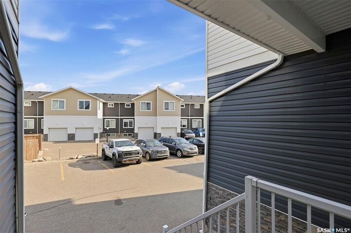 Property Photo: 510 Kloppenburg Crescent 31 SK S7W 0X8