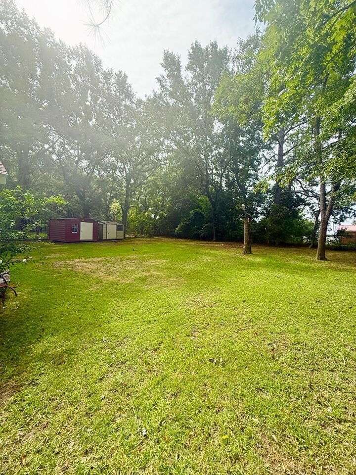 Property Photo:  914 Wendell Ave.  AL 36303 