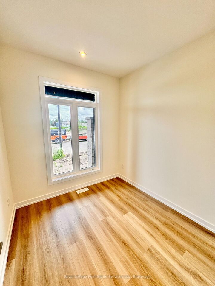 Property Photo: 86 Valley Trail Place ON L8B 2A2