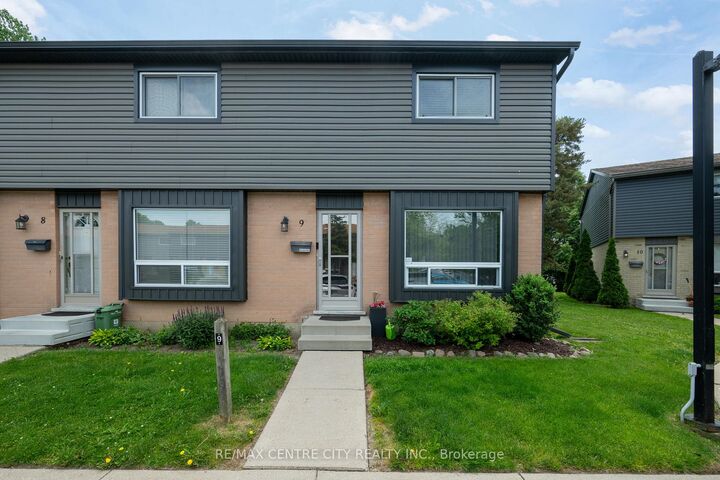 Property Photo: 475 Sandringham Crescent 9 ON N6C 5B9