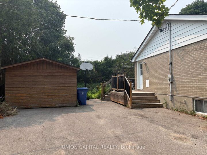 Property Photo: 248 James Avenue Lower ON L3Y 4R8