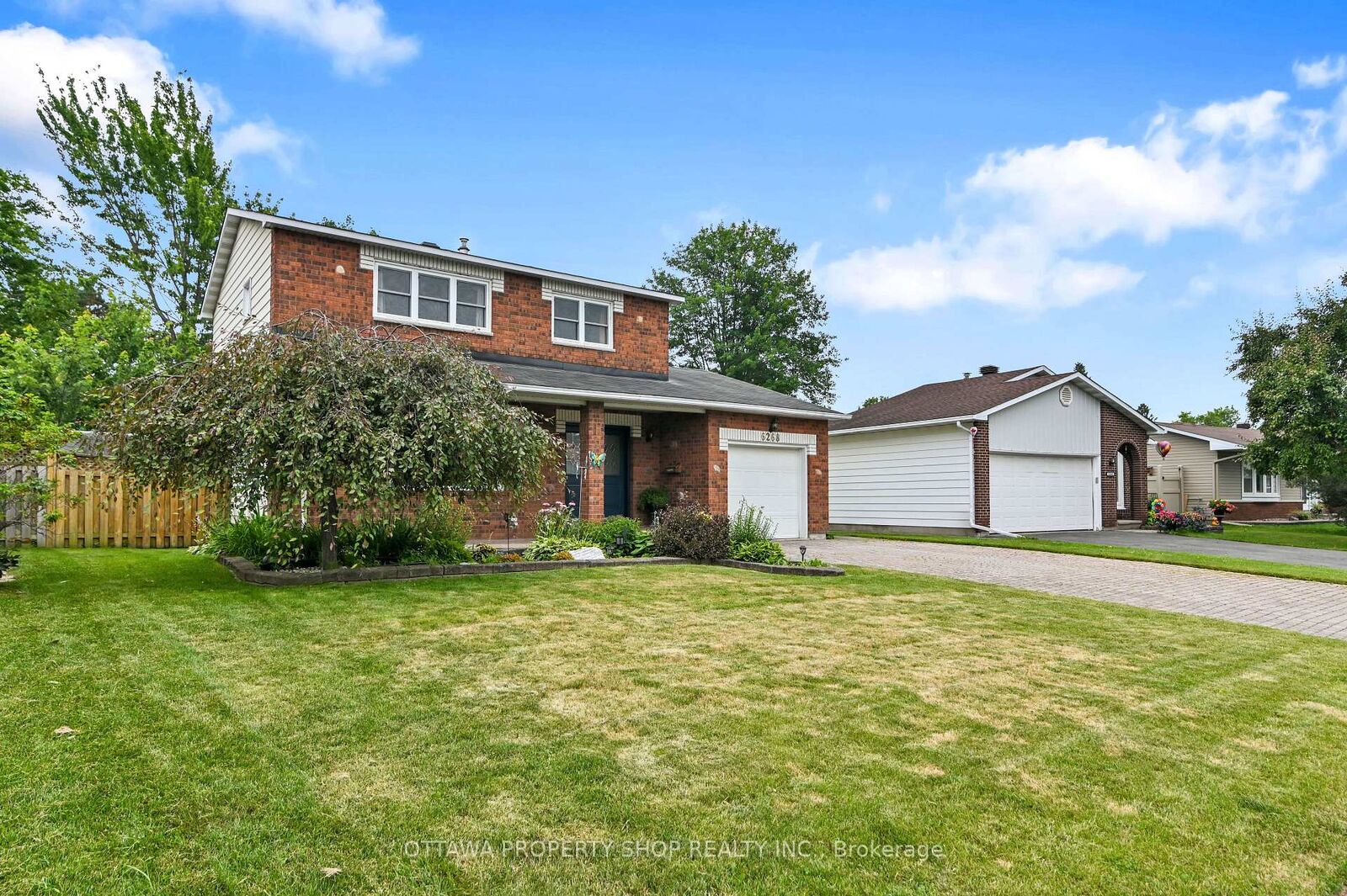 Property Photo:  6268 Steamer Lane  ON K1C 1C9 