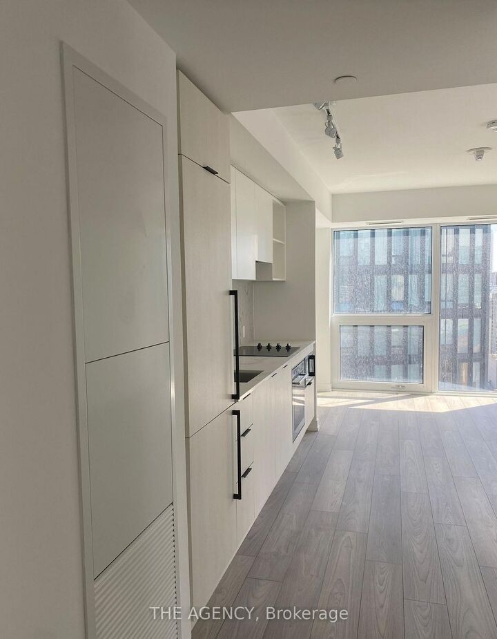 Property Photo:  82 Dalhousie Street 2807  ON M5B 0C5 