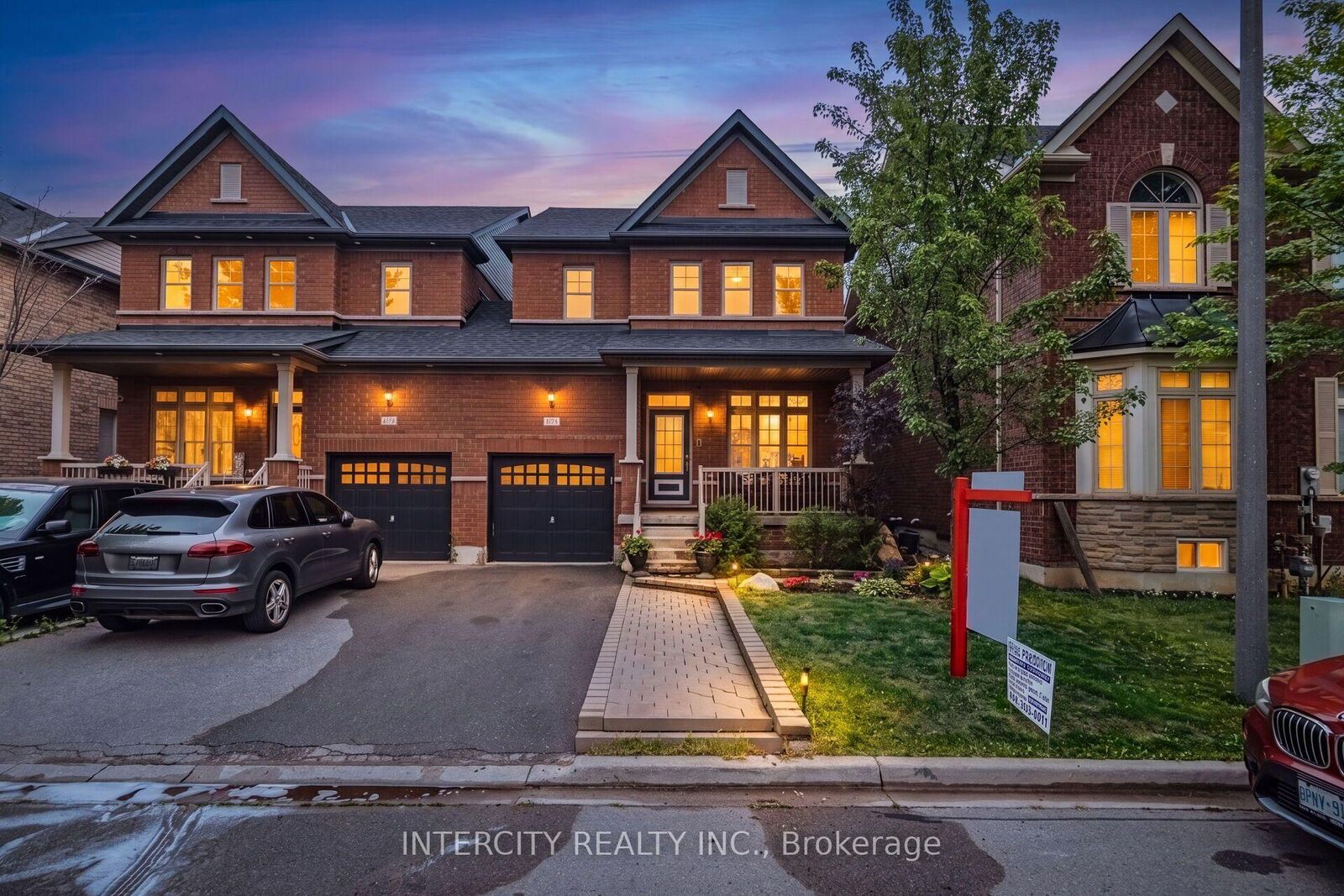 Property Photo: 162 Holmes Crescent ON L9T 0V9