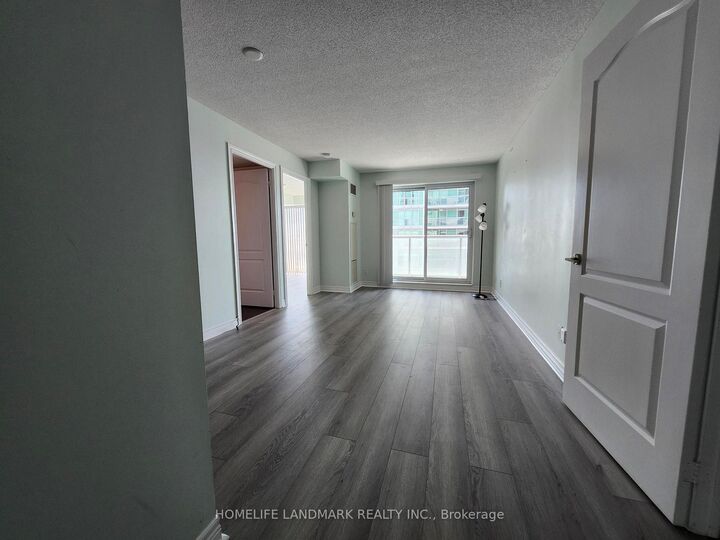 Property Photo: 70 Town Centre Court W 2305 ON M1P 0B2
