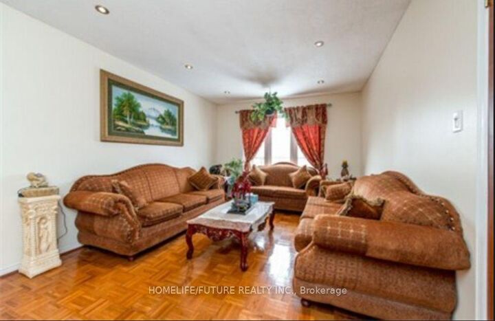 Property Photo:  20 Goodall Drive Main &Amp 2nd Flr  ON M1B 5C9 