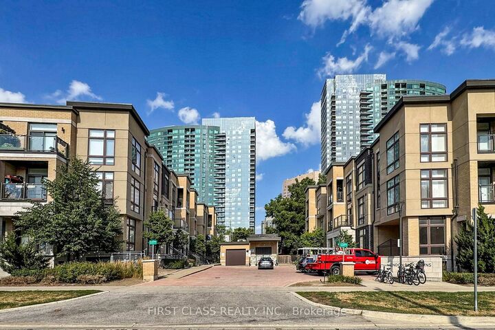 Property Photo: 23 Eldora Avenue 79 ON M2M 1R3