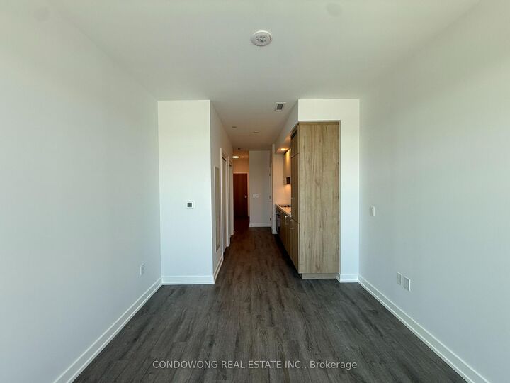 Property Photo:  5 Meadowdale Road 305  ON L4K 1W2 