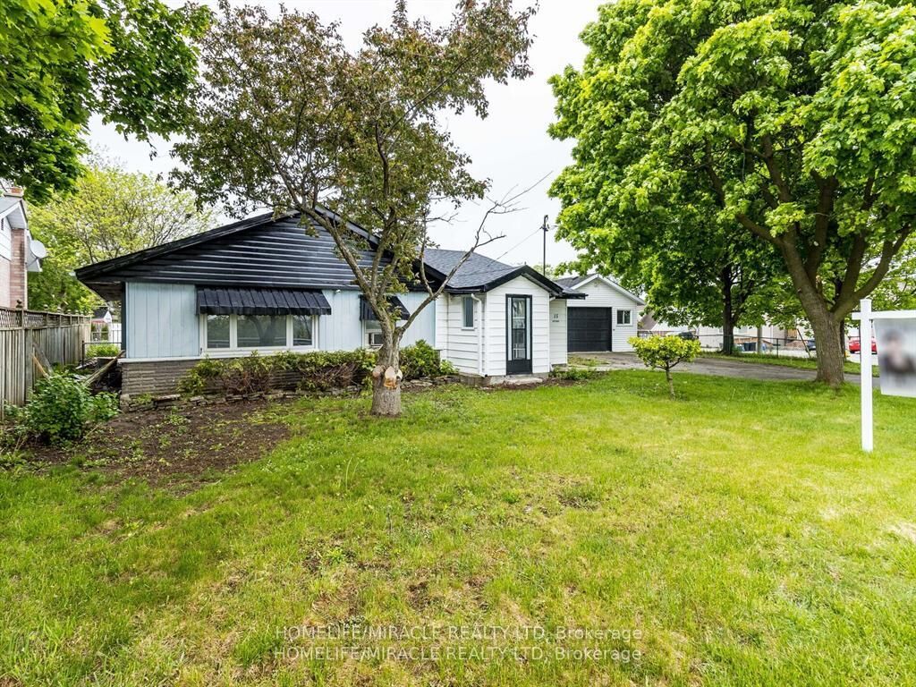Property Photo:  15 Spiers Crescent  ON N1R 3A9 