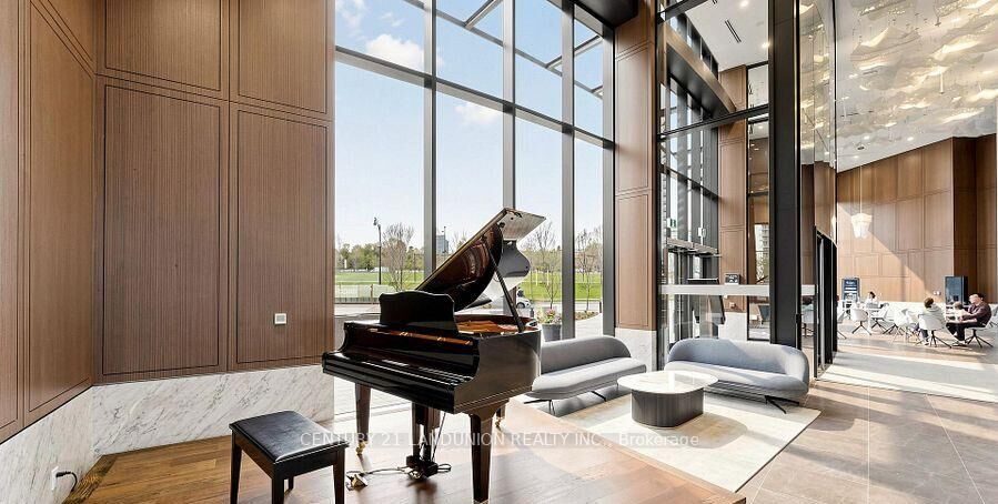 Property Photo:  18 Esther Shiner Boulevard 239  ON M2K 0J7 
