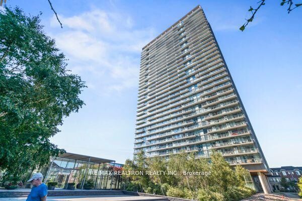 Property Photo: 105 The Queensway Avenue 504 ON M6S 5B5