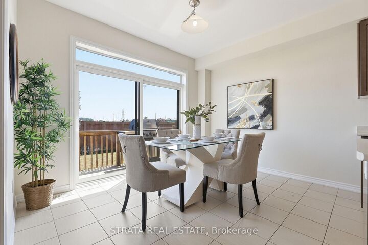 Property Photo:  182 Explorer Way  ON L2V 0K3 