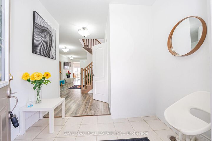 Property Photo: 86 Sunset Way ON L0S 1A0