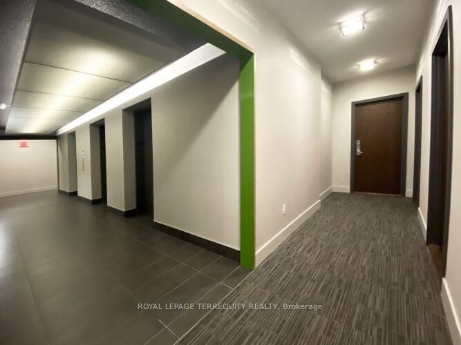 Property Photo:  360 Square One Drive 1602  ON L5B 0G7 