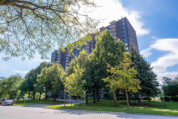 Photo de la propriété:  966 Inverhouse Drive 1102  ON L5J 4B6 