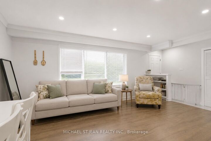 Property Photo: 6562 Glengate Street ON L2E 5S7