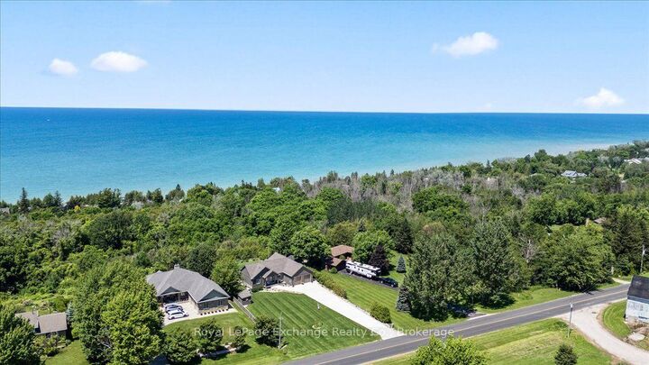 Property Photo:  810 Lake Range Drive  ON N2Z 0B3 